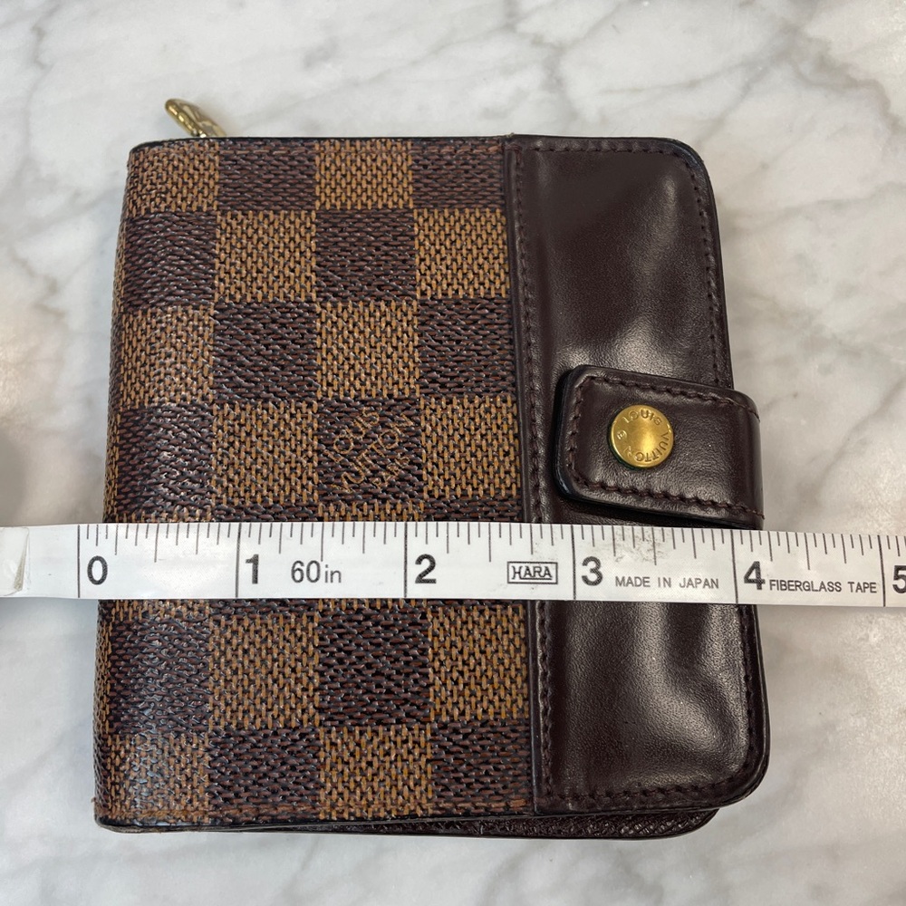 Louis Vuitton Damier Compact Wallet - Picture 10 of 11